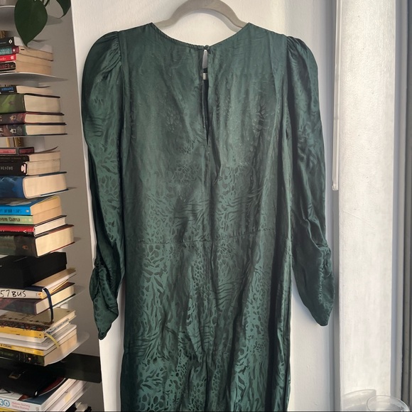 {H&M} 🔷 long pattern dress - Picture 2 of 3